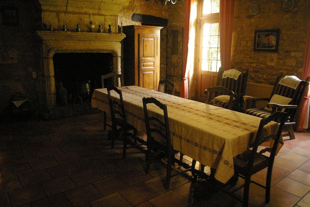 Chambres D'Hotes Du Maine Lalinde Екстер'єр фото